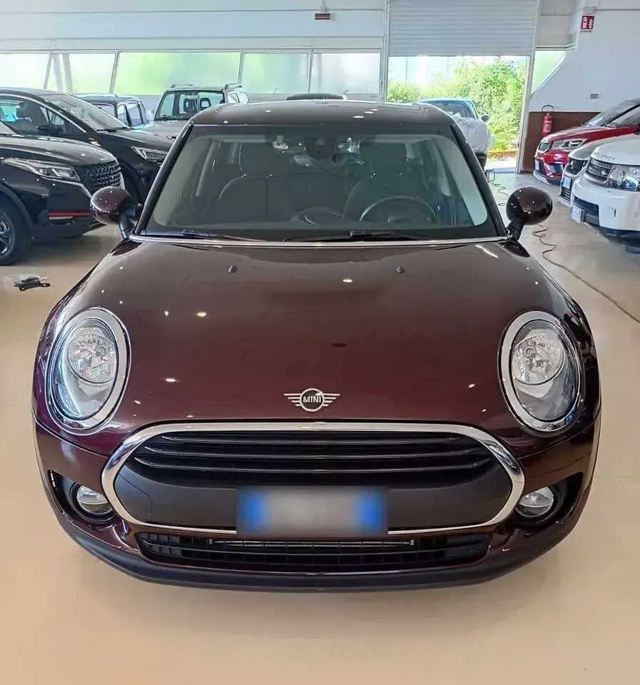 Usata Mini One Clubman 102 CV (75 kW) 2019 Rosso Station wagon