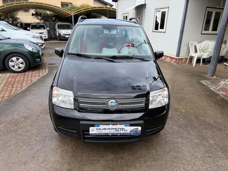Usata Fiat Panda 4x4 75 CV (55 kW) 2006 Nero Utilitaria