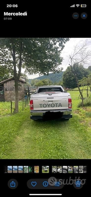 Argento Usata 2012 Toyota HiLux Pick-up | 19.000 € (Super prezzo) - Immagine 1/4