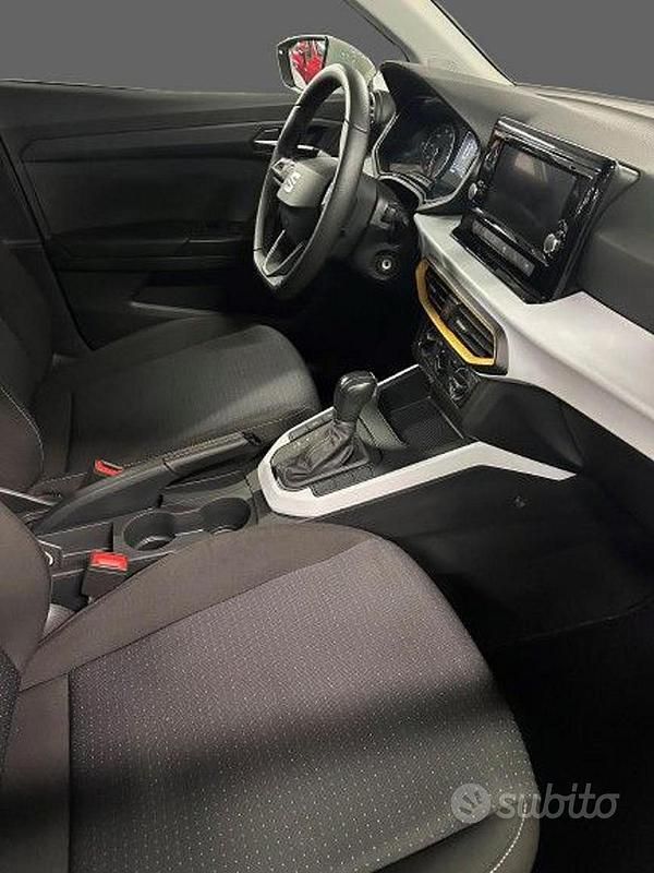 Usata Seat Arona Style 110 CV (80 kW) 2023 Bianco SUV