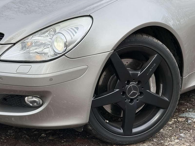 Usata Mercedes SLK350 272 CV (200 kW) 2005 Beige Cabrio