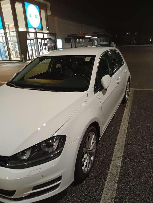 Usata VW Golf VII Highline 110 CV (80 kW) 2016 Bianco Berlina