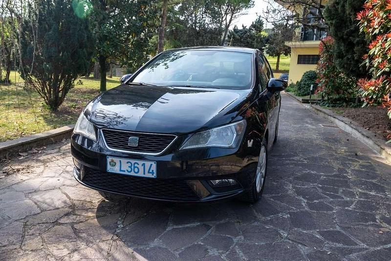 Käytetty Seat Ibiza Style 86 HP (63 kW) 2013 Musta Sedan