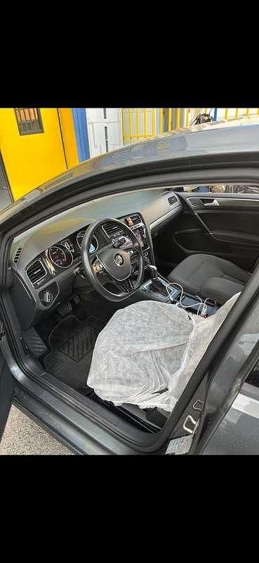 Käytetty VW Golf VII Executive 116 HP (85 kW) 2019 Harmaa Sedan