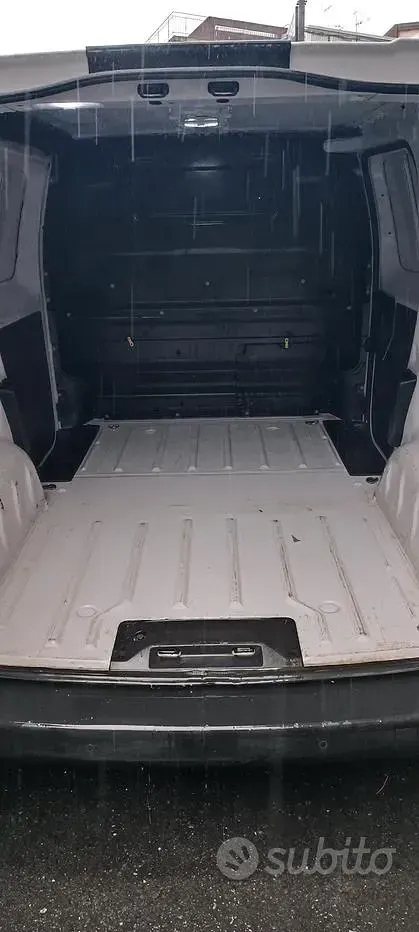 Usata Peugeot Expert 255 CV (187 kW) 2022 Bianco Furgone