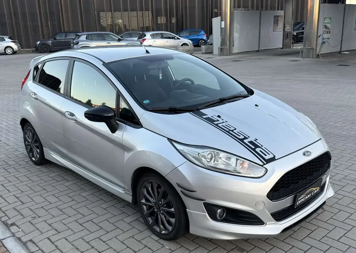 Usata Ford Fiesta ST-Line 75 CV (55 kW) 2017 Other Utilitaria