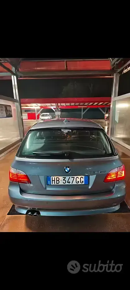 Usata BMW 530 235 CV (172 kW) 2007 Grigio Station wagon