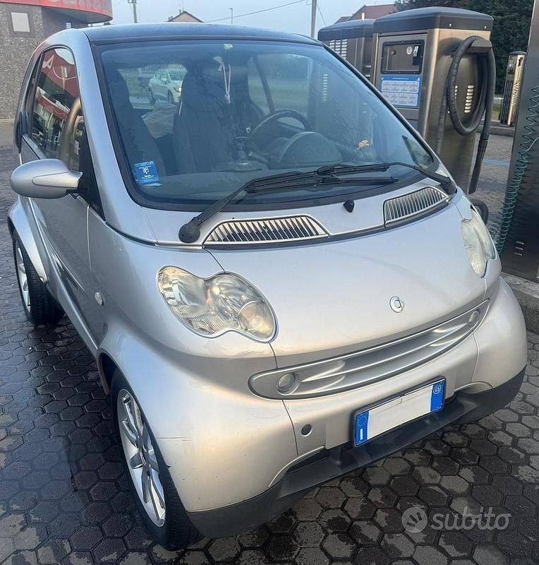 Usata Smart ForTwo Coupé Passion 61 CV (44 kW) 2005 Grigio Coupé