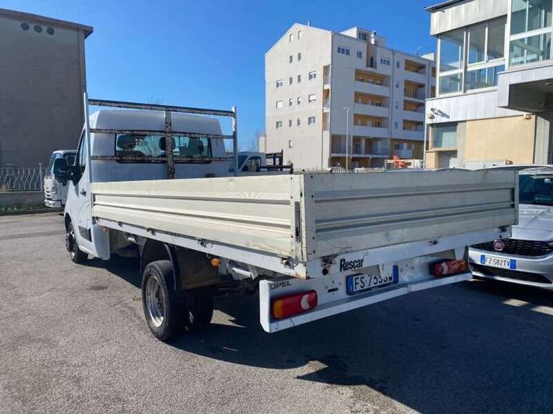 Usata Opel Movano 131 CV (96 kW) 2018 Bianco Furgone