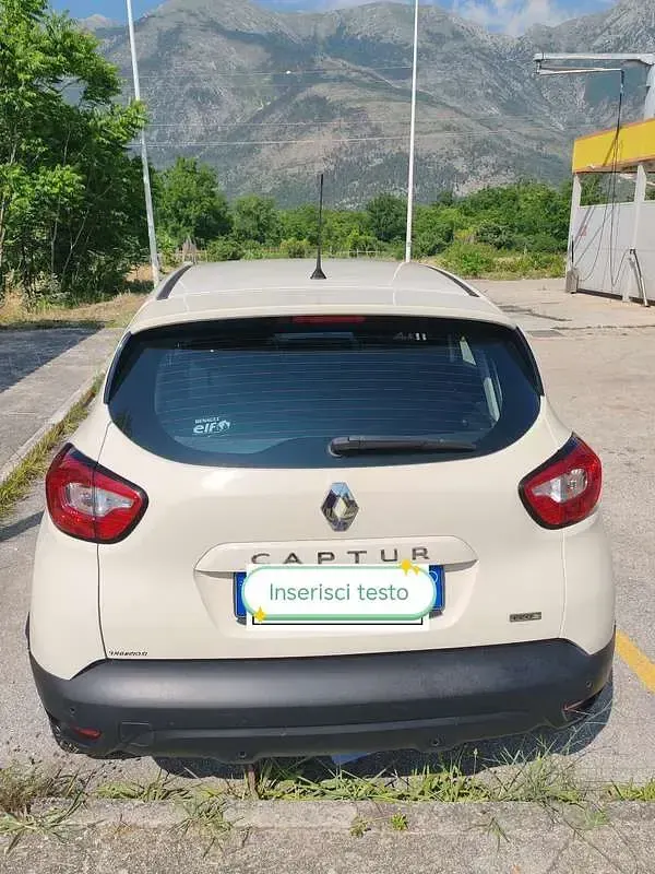 Usata Renault Captur Intens 90 CV (66 kW) 2017 Bianco SUV