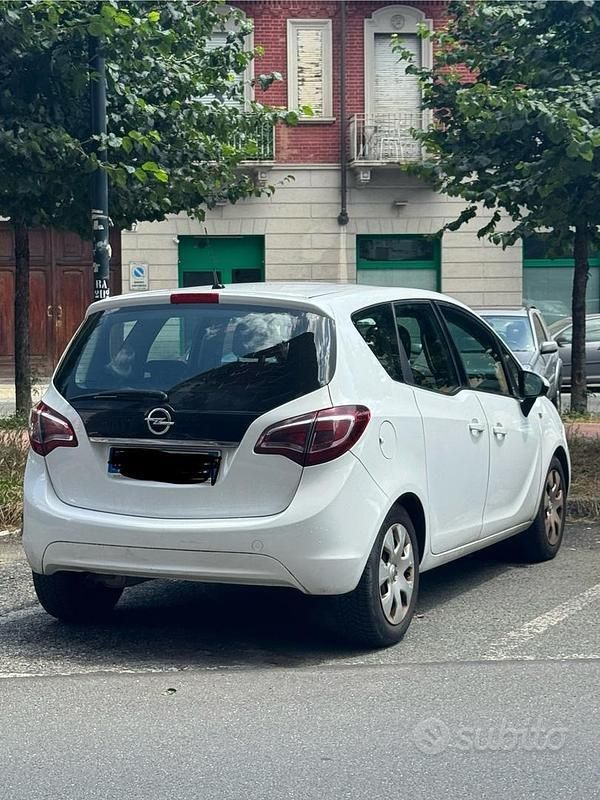 Bianco Usata 2014 Opel Meriva Monovolume | 6000 € (Molto cara) - Immagine 1/1