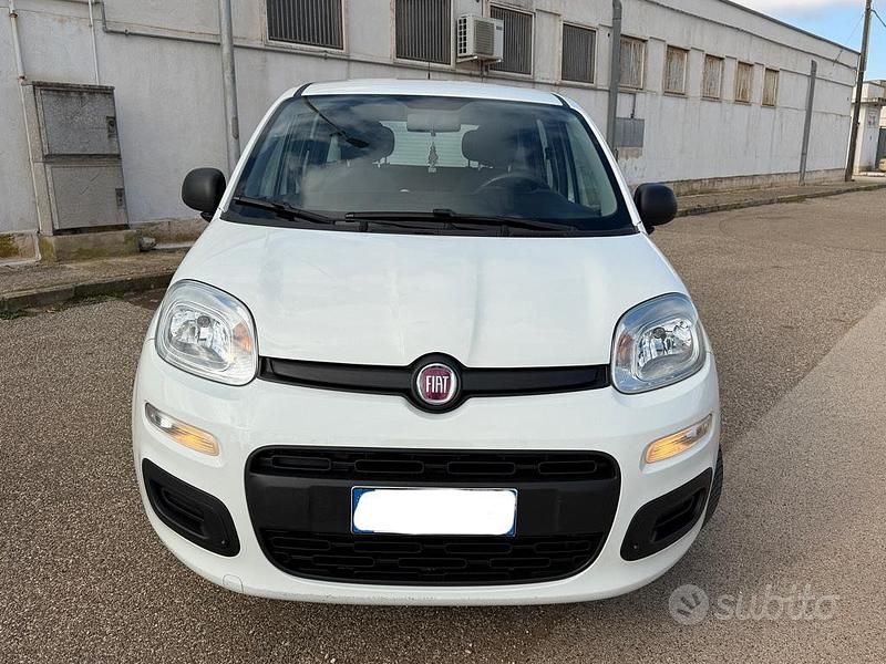 Usata Fiat Panda Easy 69 CV (50 kW) 2017 Bianco Utilitaria