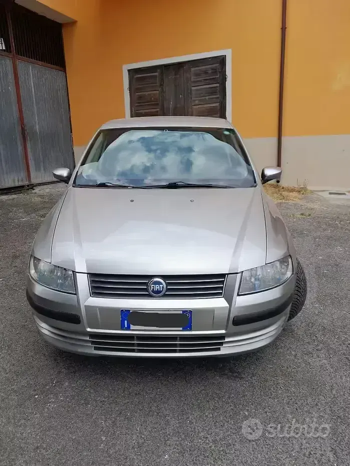 Usata Fiat Stilo 116 CV (85 kW) 2002 Grigio Berlina