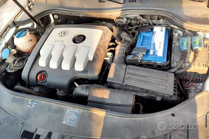 Usata VW Passat Highline 2008 Grigio Berlina