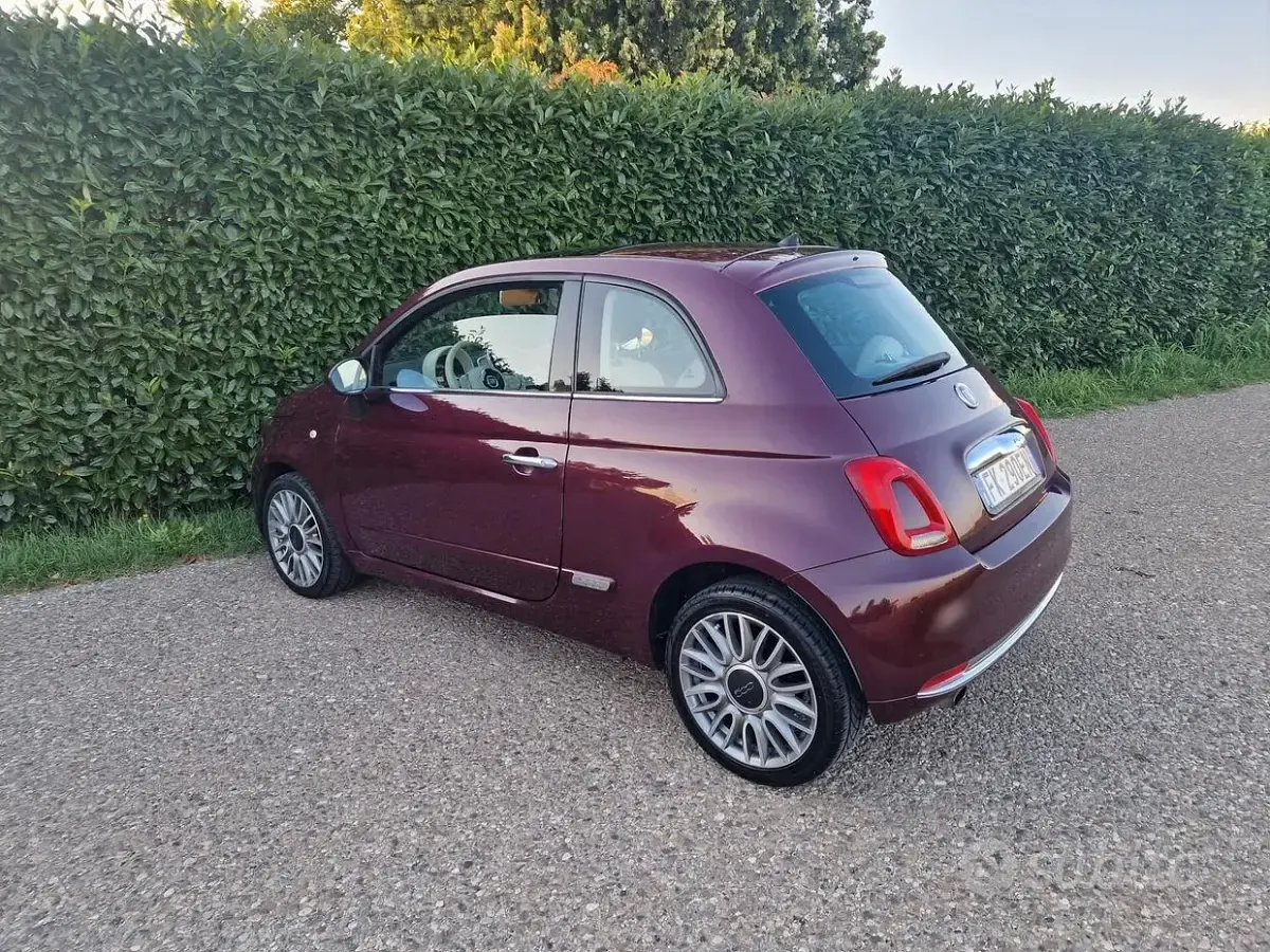 Usata Fiat 500 Lounge 69 CV (50 kW) 2016 Viola Utilitaria
