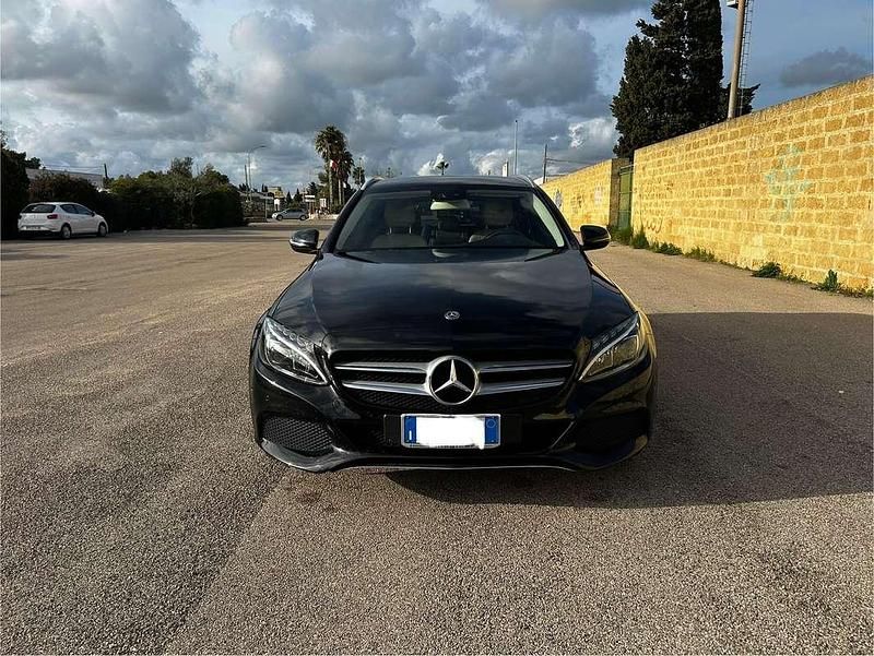 Usata 2017 Mercedes C200 Station wagon | 16.500 € (Buon prezzo) - Immagine 1/4