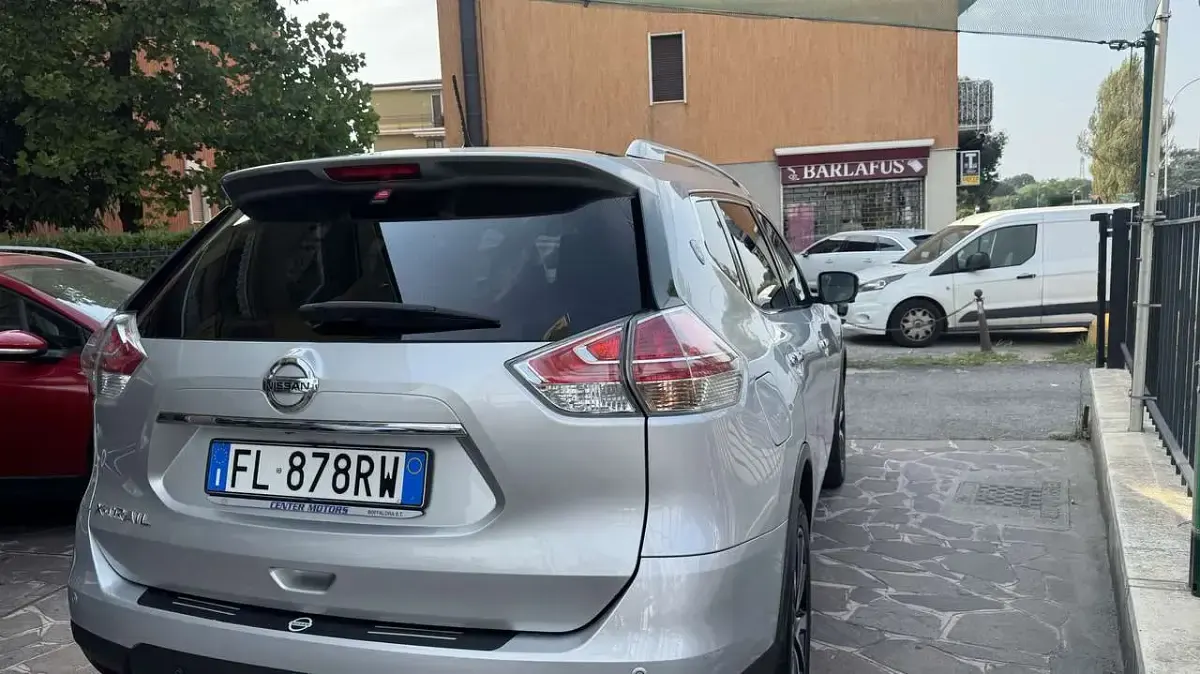 Usata Nissan X-Trail 360º 131 CV (96 kW) 2018 Argento SUV