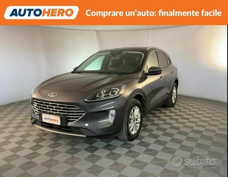 Usata Ford Kuga Business Edition 149 CV (109 kW) 2022 Grigio SUV