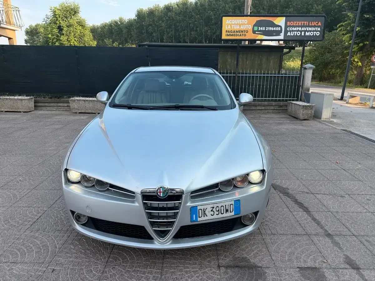 Usata Alfa Romeo 159 Exclusive 150 CV (110 kW) 2007 Argento Berlina