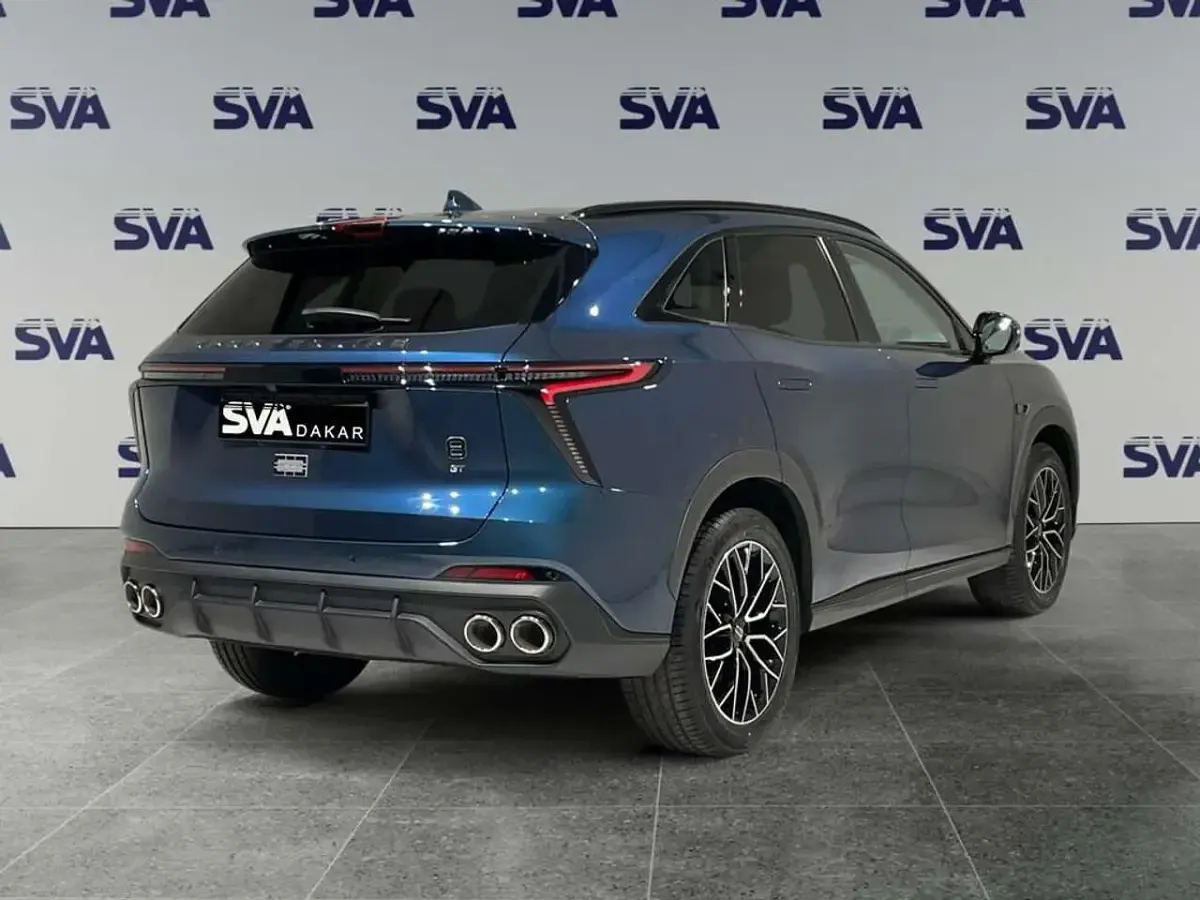 Nuova Sportequipe S7 186 CV (136 kW) 2026 Deep blue SUV