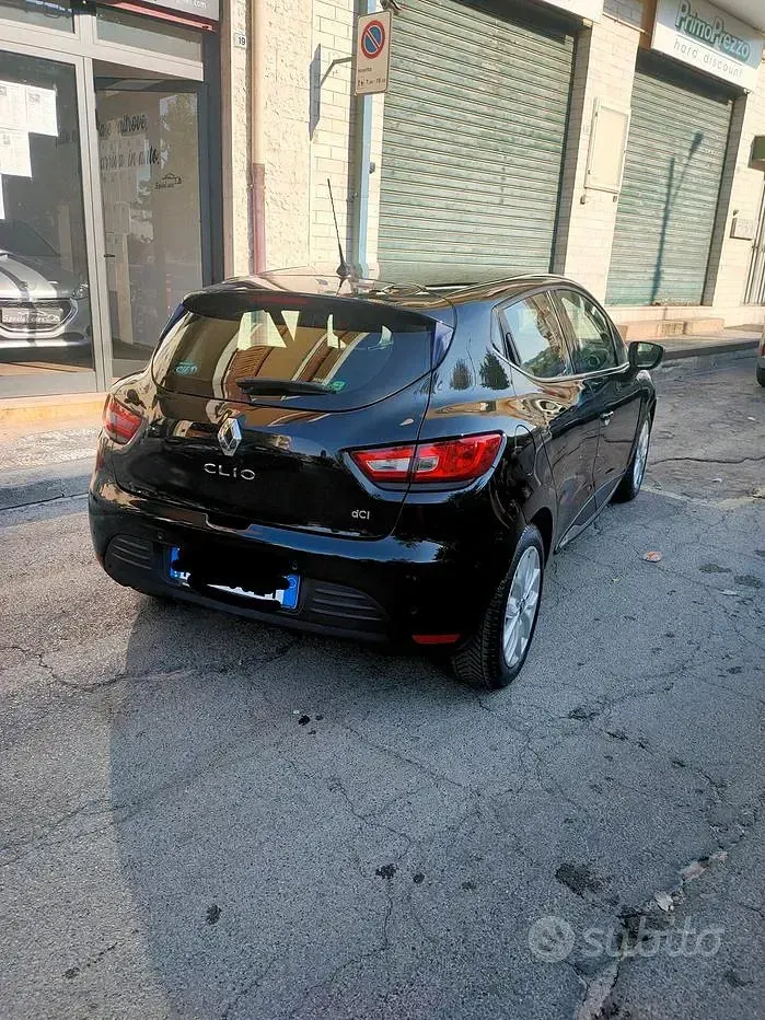 Usata Renault Clio IV Zen 75 CV (55 kW) 2017 Nero Berlina