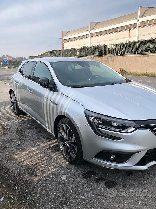 Usata Renault Mégane IV Bose Edition 110 CV (80 kW) 2016 Grigio Berlina