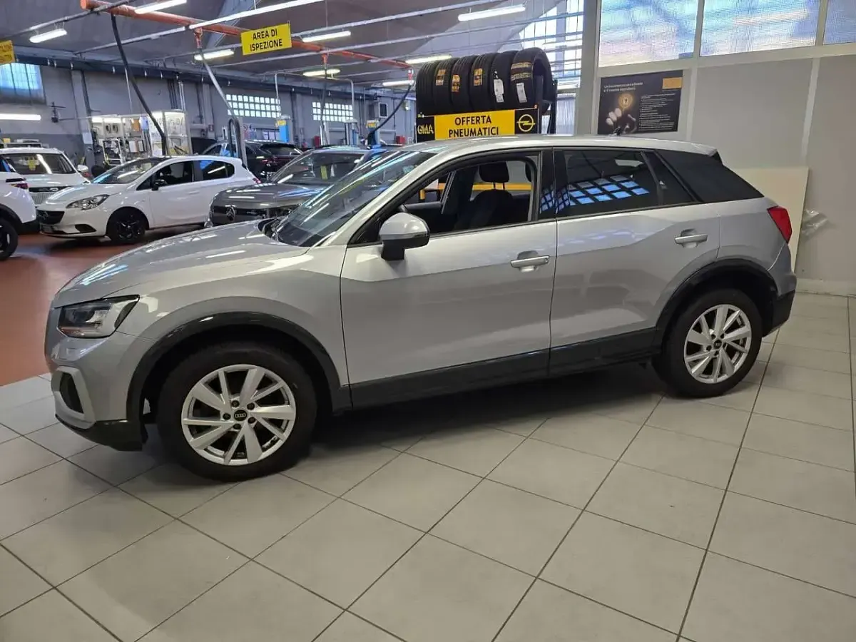 Usata Audi Q2 Advanced 150 CV (110 kW) 2023 Argento SUV