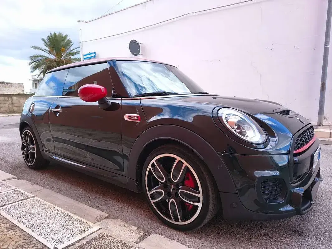 Usata Mini John Cooper Works 231 CV (169 kW) 2019 Verde Utilitaria