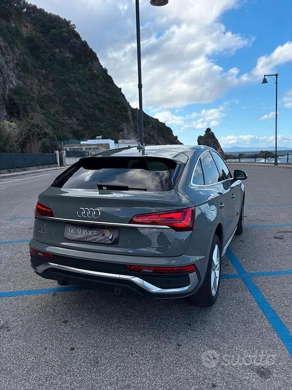 Usata Audi Q5 S-Line 204 CV (150 kW) 2022 Grigio SUV