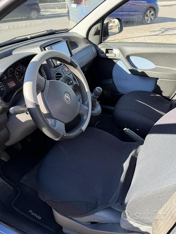 Usata Fiat Panda Emotion 69 CV (50 kW) 2008 Blu Utilitaria