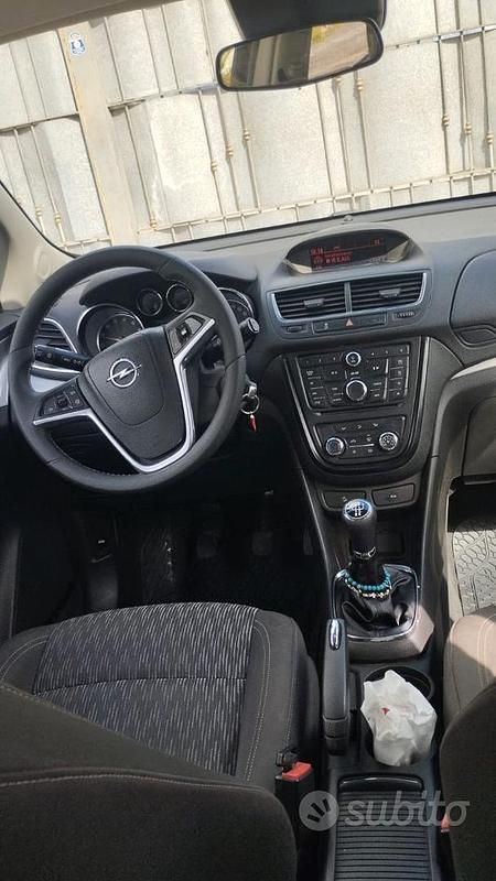 Usata Opel Mokka 140 CV (102 kW) 2013 SUV