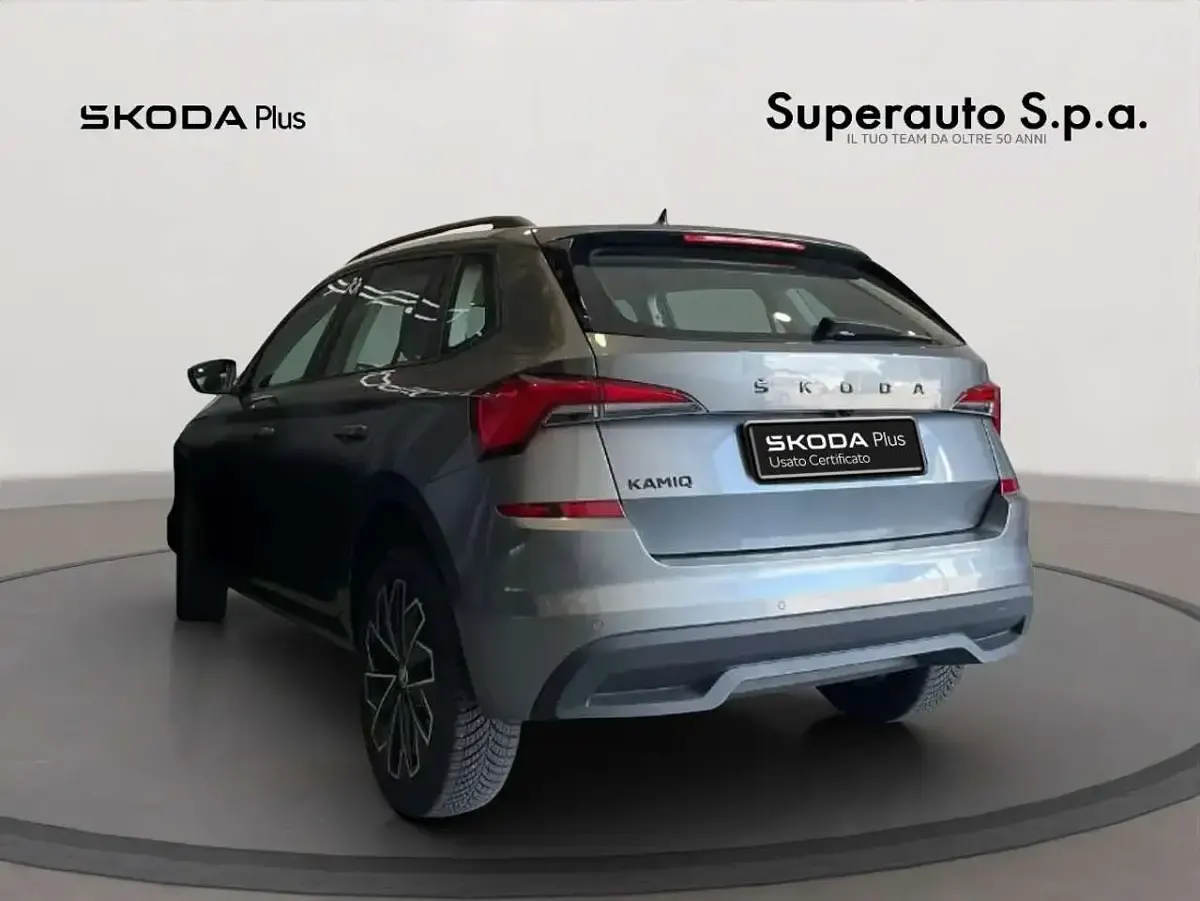 Nuova Skoda Kamiq Selection 116 CV (85 kW) 2025 Grigio SUV