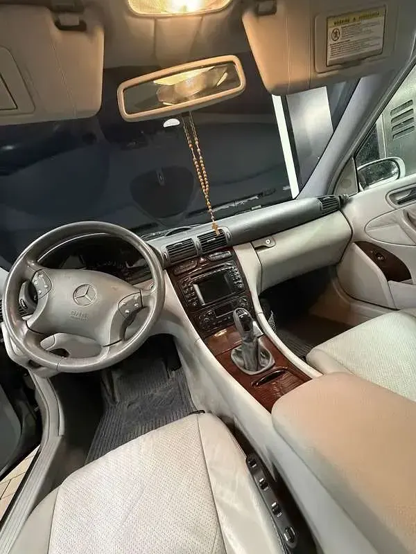 Usata Mercedes C200 163 CV (119 kW) 2002 Coupé