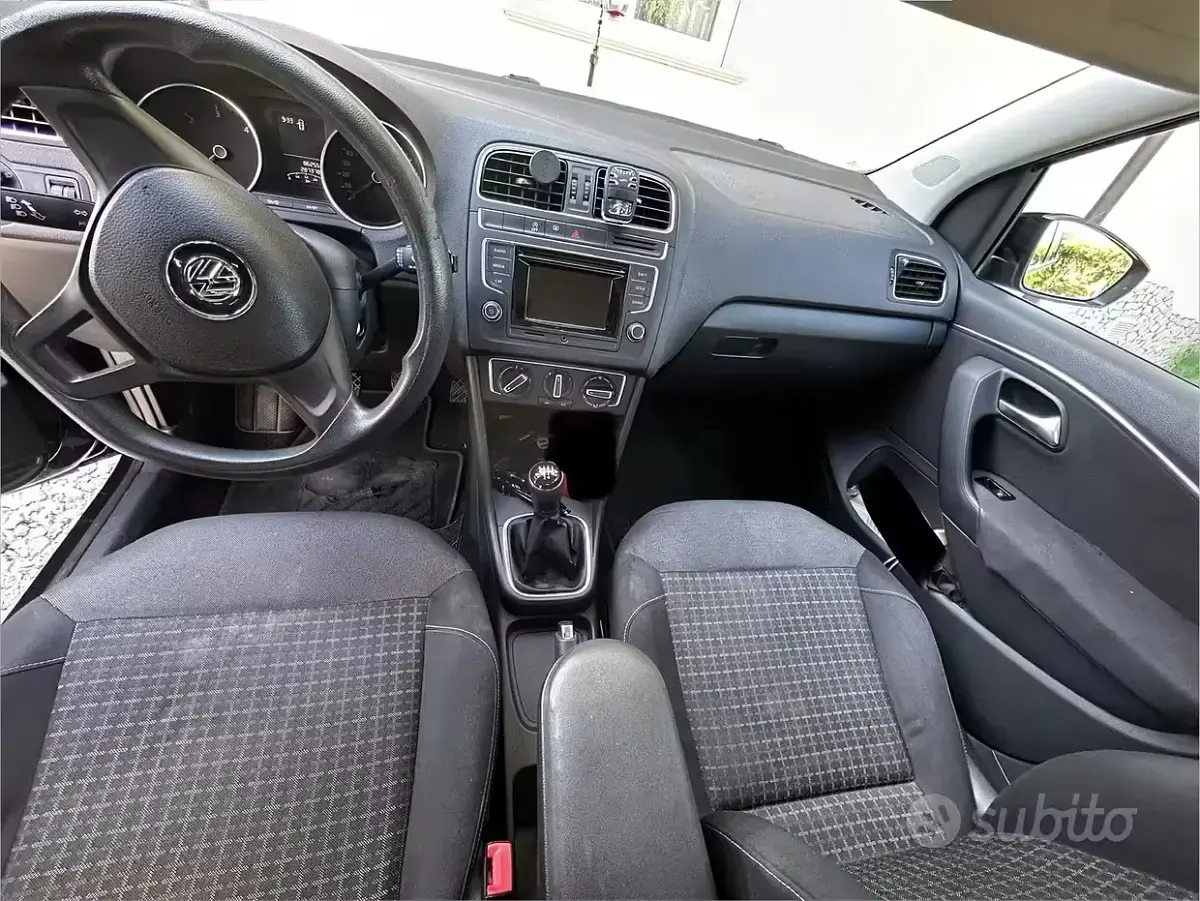 Usata VW Polo 75 CV (55 kW) 2014 Nero Berlina
