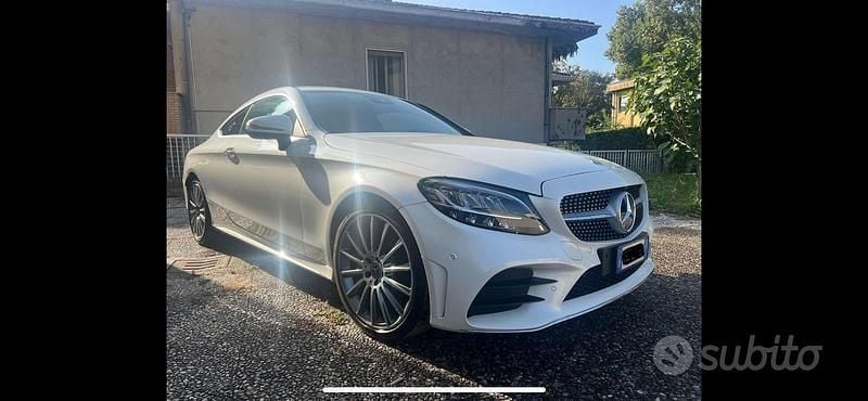 Usata Mercedes C180 Premium 156 CV (114 kW) 2022 Bianco Coupé