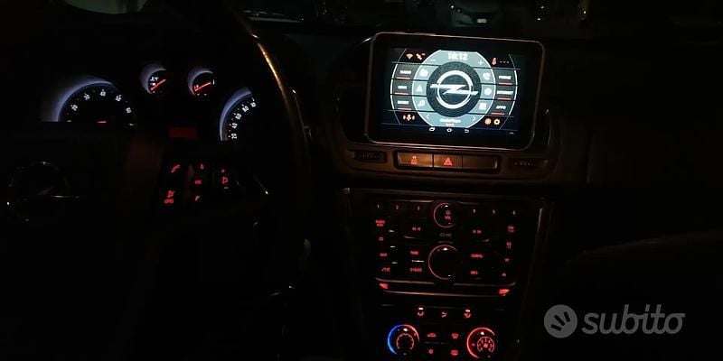 Usata Opel Mokka 140 CV (102 kW) 2016 Bianco SUV