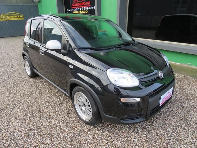 Usata Fiat Panda S 70 CV (51 kW) 2024 Nero Utilitaria