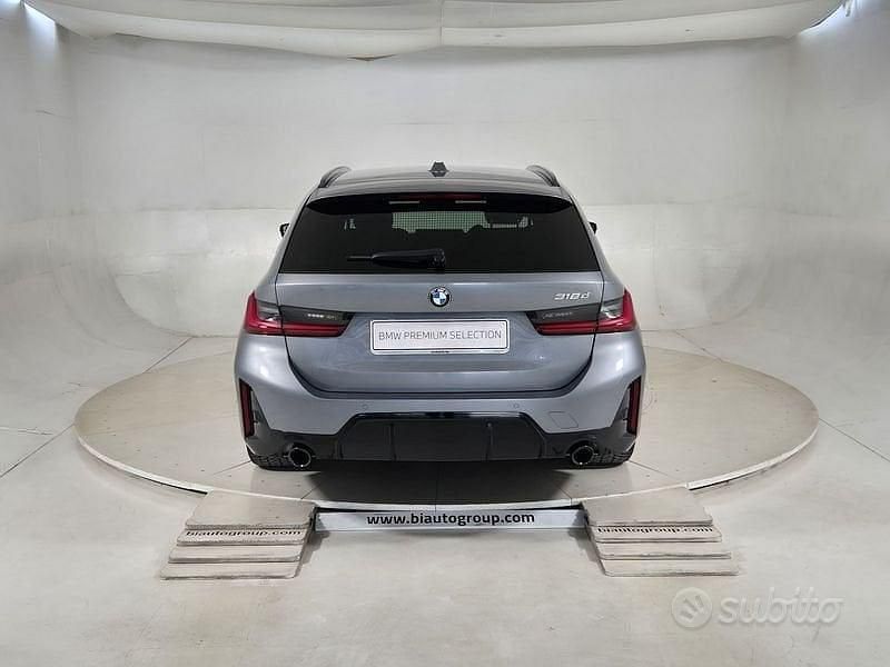 Usata BMW 318 M Sport 150 CV (110 kW) 2023 Grigio Station wagon