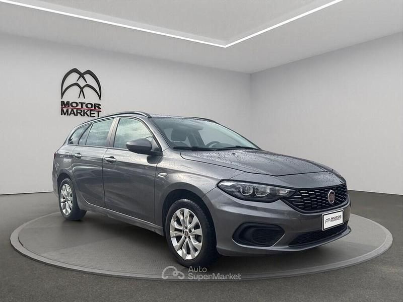 Usata Fiat Tipo Easy 95 CV (69 kW) 2019 Grigio / gray Station wagon