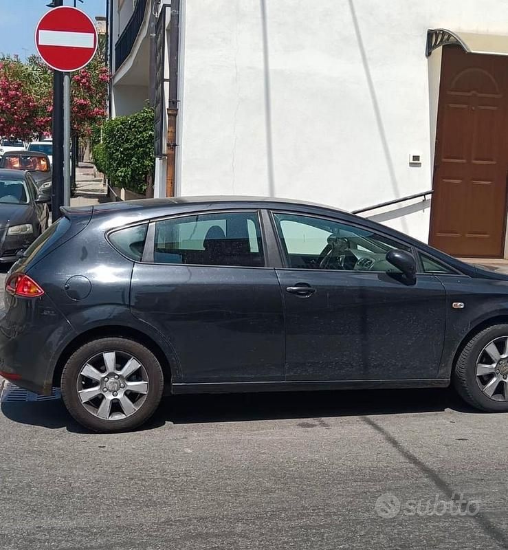 Usata Seat Leon 105 CV (77 kW) 2008 Nero Berlina