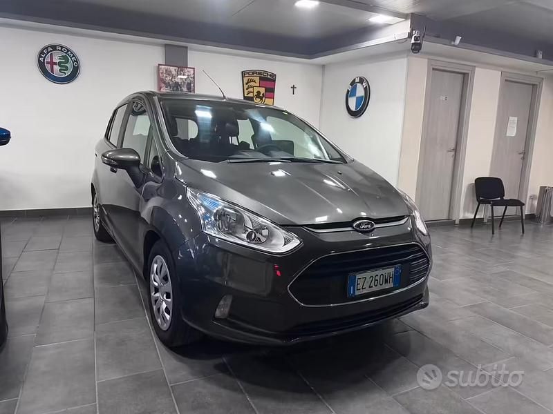 Usata Ford B-MAX Business Edition 90 CV (66 kW) 2015 Grigio Monovolume