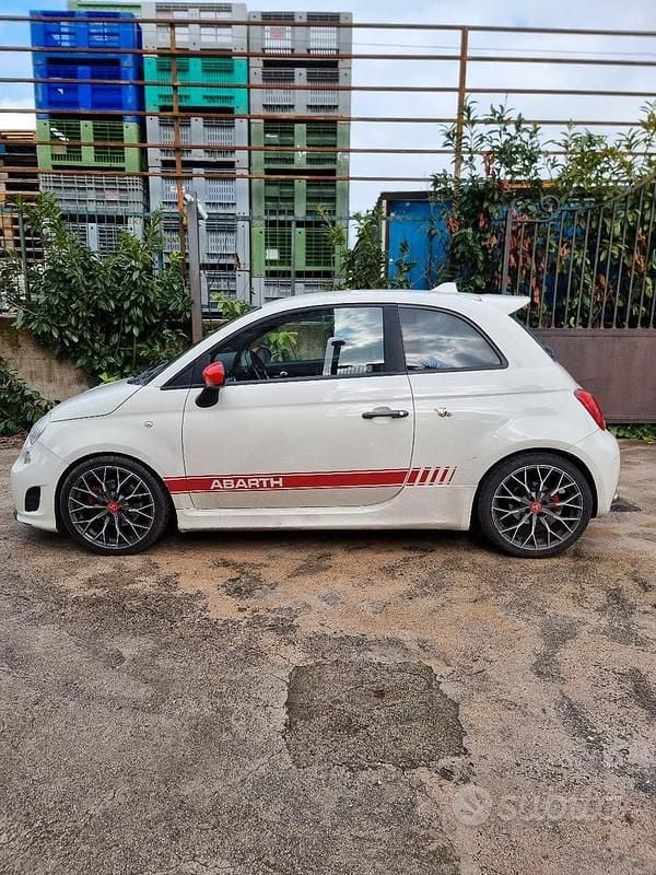 Usata Abarth 500 135 CV (99 kW) 2014 Bianco Utilitaria