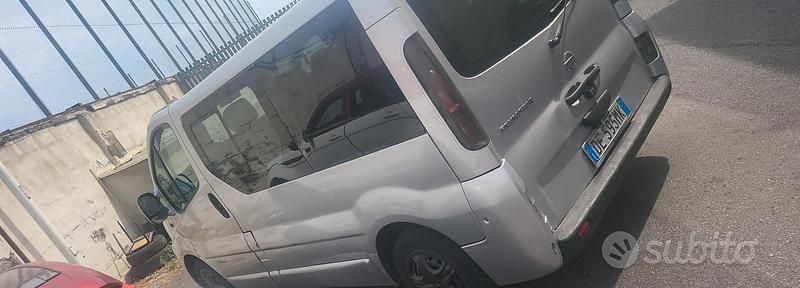 Usata Nissan Primastar 115 CV (84 kW) 2007 Grigio Monovolume