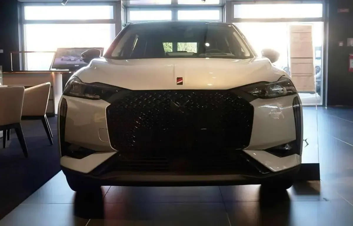 Nuova DS Automobiles DS3 Performance 131 CV (96 kW) 2025 Bronzo SUV