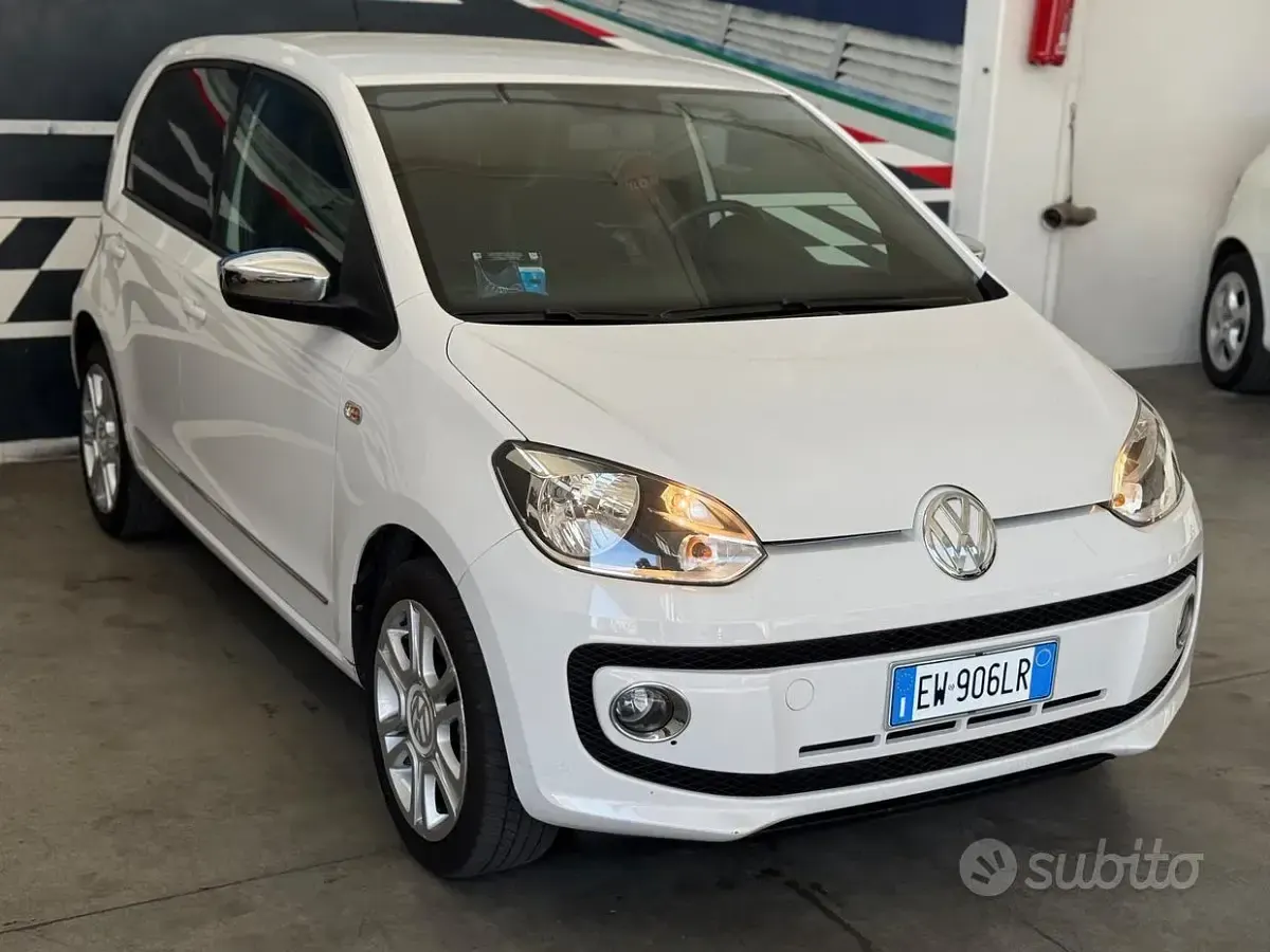 Usata VW up! 68 CV (50 kW) 2014 Bianco Utilitaria