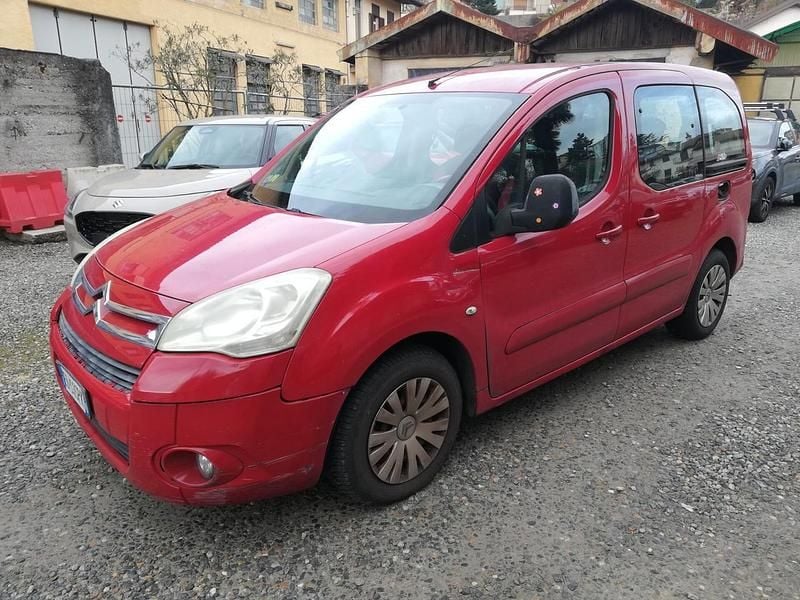 Usata Citroën Berlingo 92 CV (67 kW) 2011 Rosso Monovolume