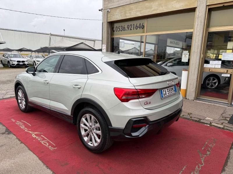 Usata Audi Q3 Sportback Business Plus 150 CV (110 kW) 2020 Argento SUV