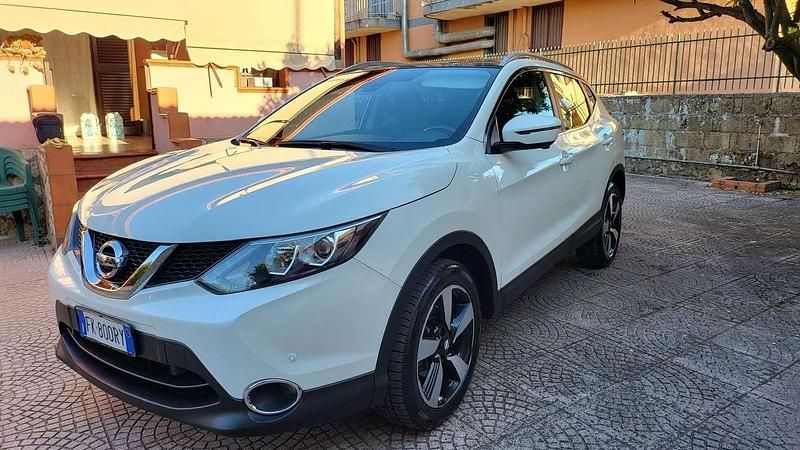 Usata Nissan Qashqai N-Connecta 110 CV (80 kW) 2017 SUV
