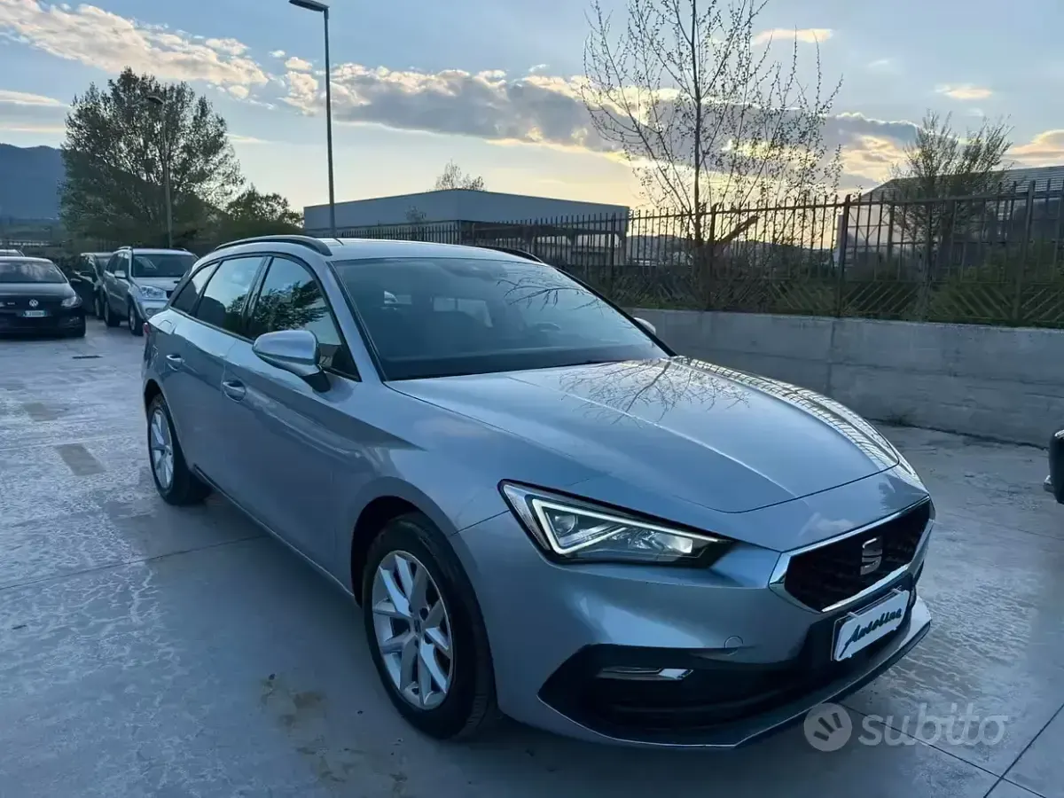Gebraucht Seat Leon Style 150 PS (110 kW) 2023 Grau Kombi