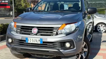 Käytetty Fiat Fullback S 154 HP (113 kW) 2020 Harmaa Nouto